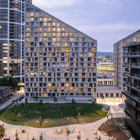 Urban Core - Cozy & Apartment
