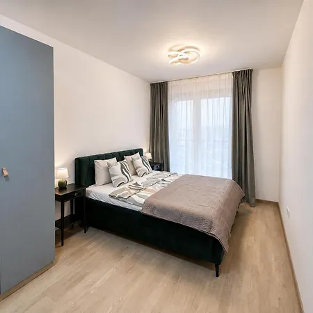 Urban Core - Cozy & Apartment *