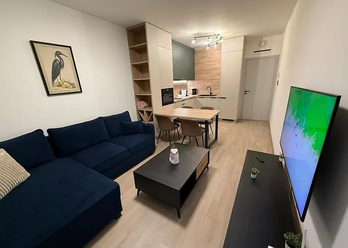 Urban Core - Cozy & Bratislava